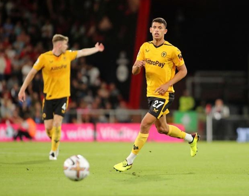 2006 亚洲荣光：王建民在洋基队单季拿下 19 胜，并列美联胜投王，开启台湾棒球的“王建民热潮”