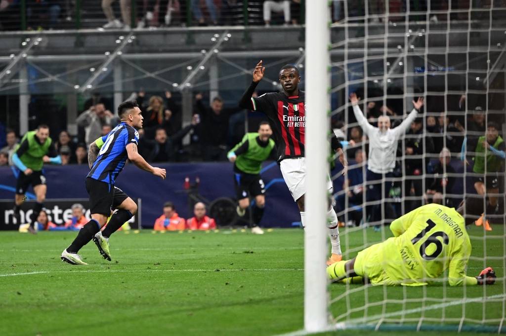 梅西社媒发文纪念世界杯夺冠三周年：世界冠军！转眼三年了（梅西社媒庆祝世界杯夺冠三周年：世界冠军，三年匆匆）