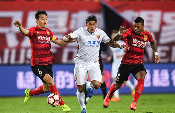 记者：国米、米兰、那不勒斯问价德古拉辛，热刺要价3000万欧（德古拉辛获国米、米兰、那不勒斯关注，热刺要价3000万欧）