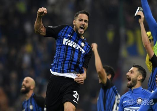 凯恩远射进球飞行速度达到128km／h，为本赛季德甲最快进球（凯恩远射时速128公里，创本赛季德甲最高进球时速）